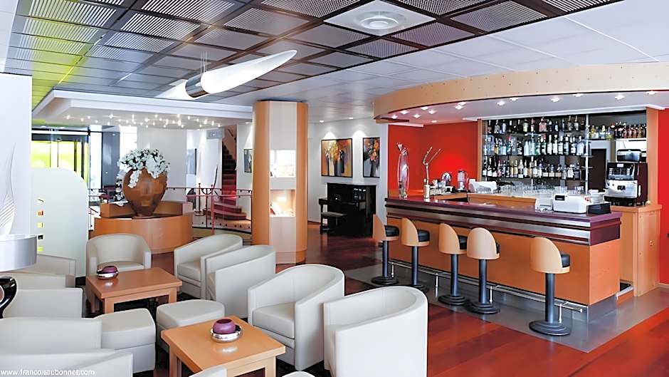 Hotel Charlemagne by Happyculture