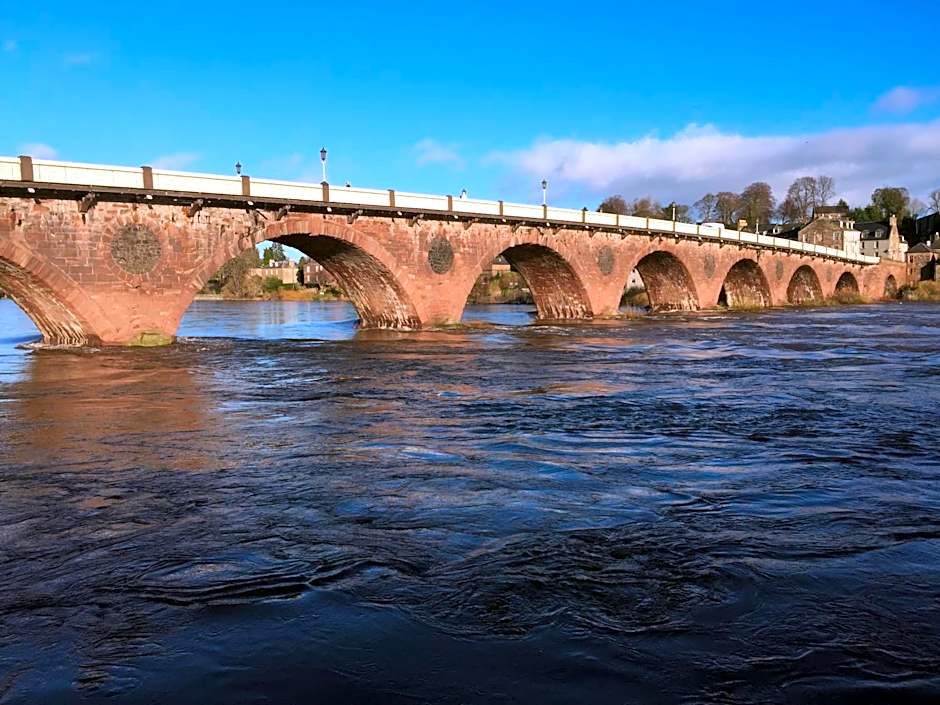 The Royal George Hotel