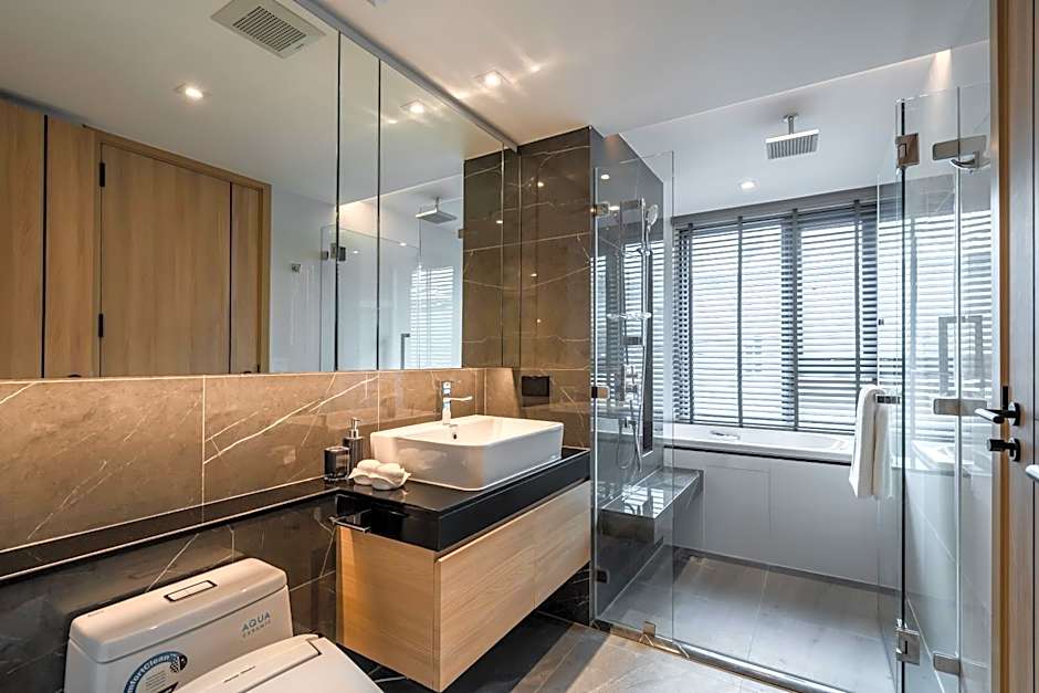 Destiny63 Ekamai Apartment