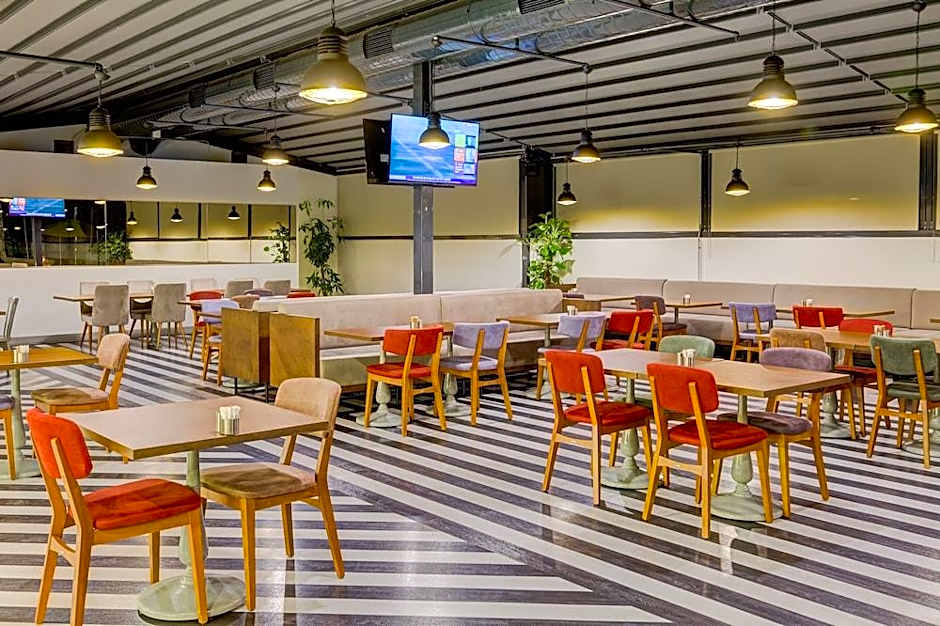 Plus Hotel Bostanci Atasehir