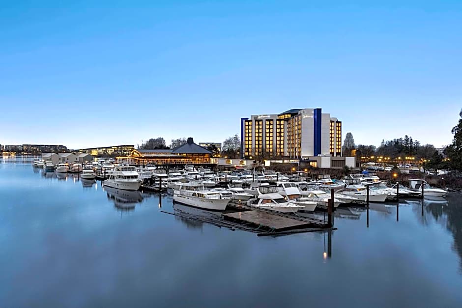 Radisson Blu Vancouver Airport Hotel & Marina