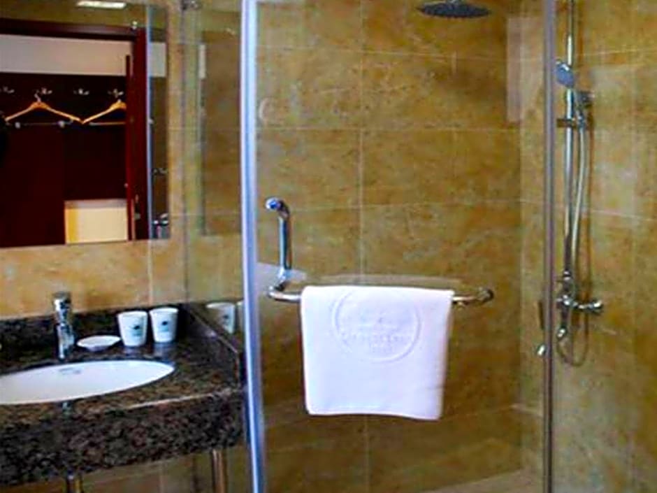 GreenTree Inn Shangrao Yushan Country  Boshi Avenue Business Hotel