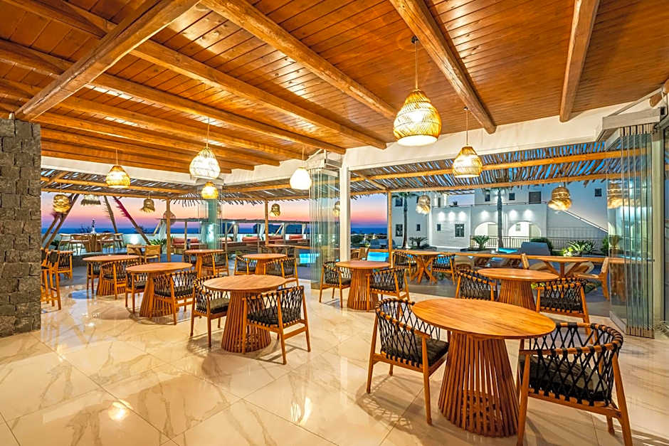 Amethyst Luxury Suites Oia