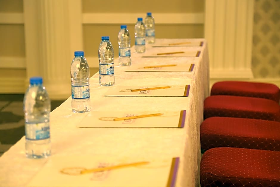 J'Adore Deluxe Hotel & Spa