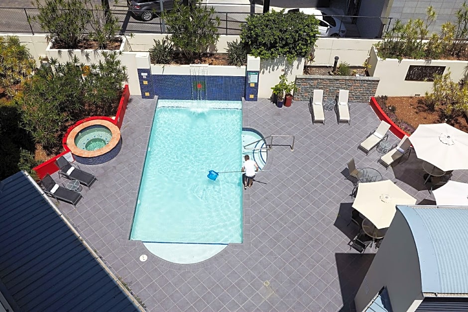 Westend Central Apartments