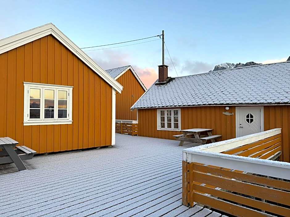 Sakrisøy Rorbuer