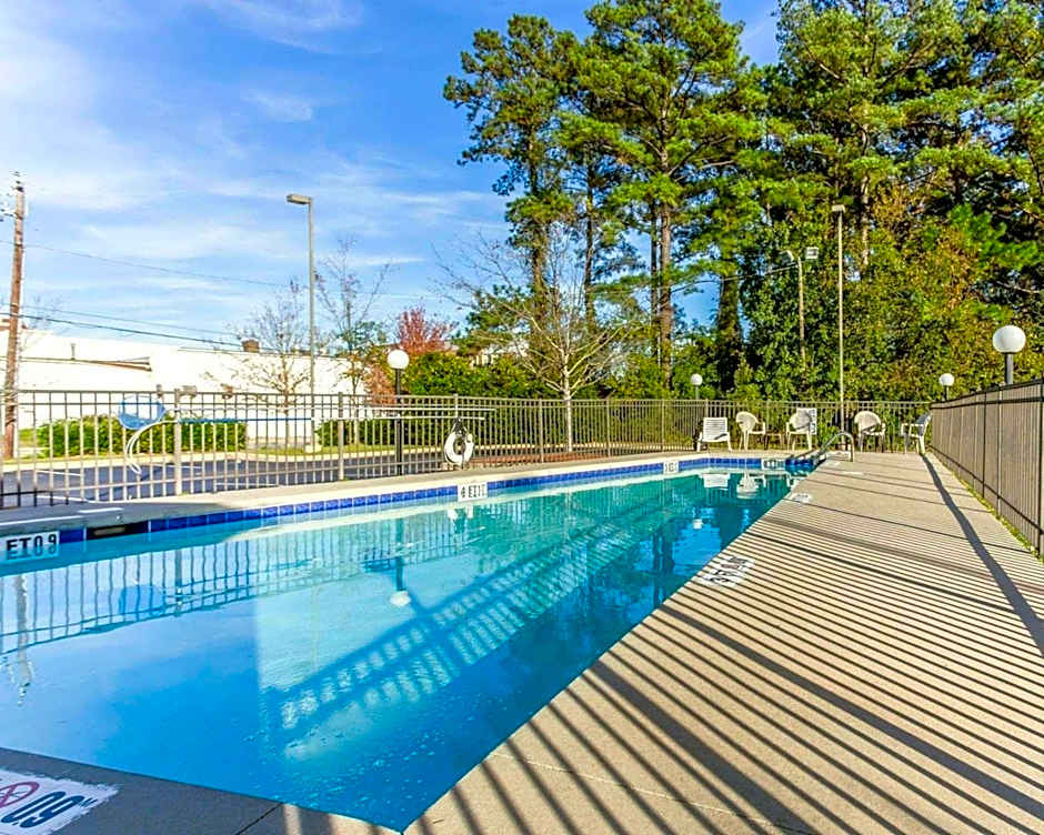 Sleep Inn Near Ft. Jackson
