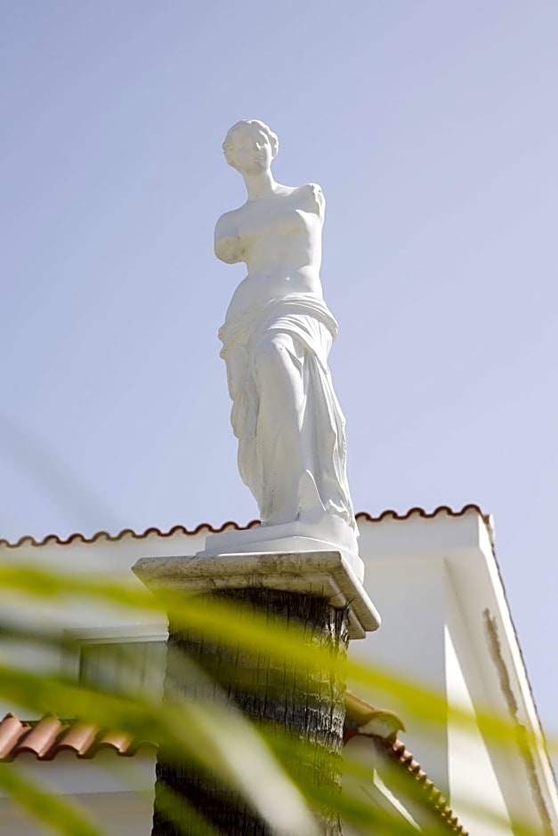 Eliofos Elegant Maisonettes