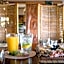 Makumu Private Game Lodge
