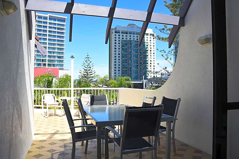 Copacabana Apartments