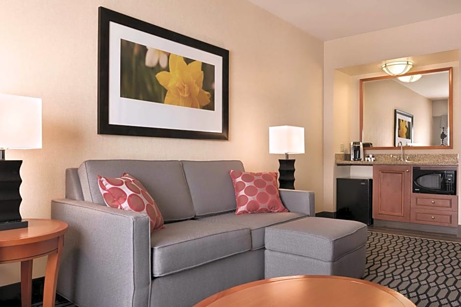 Hilton Garden Inn Akron-Canton Airport