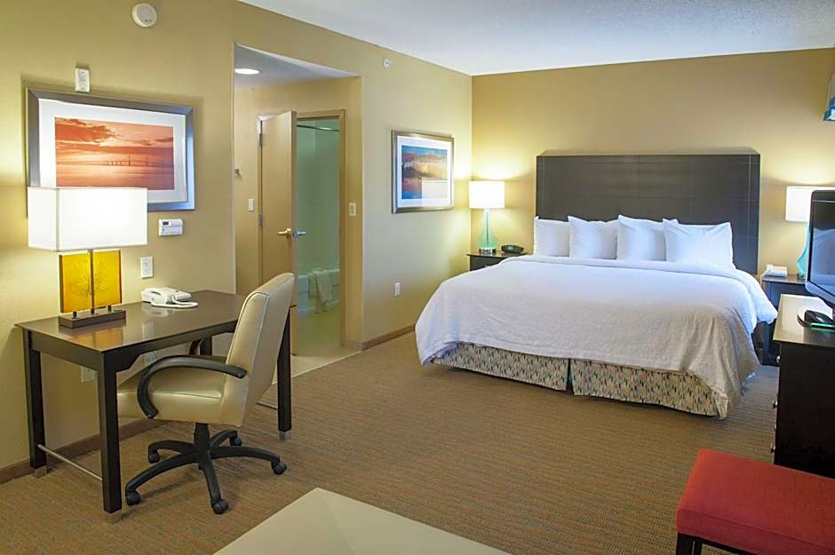 Hampton Inn By Hilton & Suites St. Petersburg/Downtown