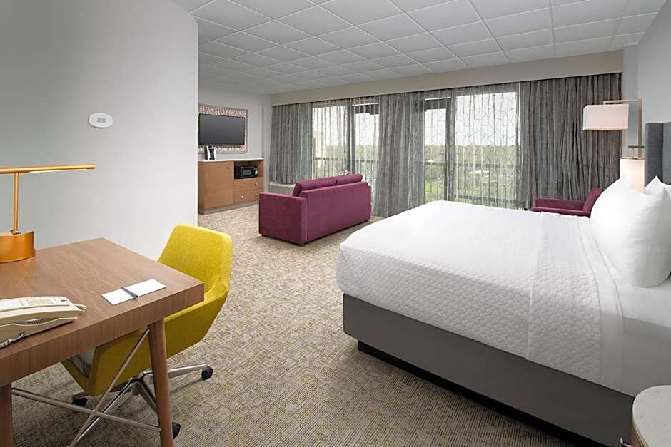 Photo 1 of 3 of Junior 1 King Bed with Sofabed Suite