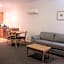 Carlyle Suites & Apartments