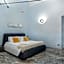 Q71 TIMELESS SUITES