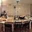 Baroque Hostel & Coworking