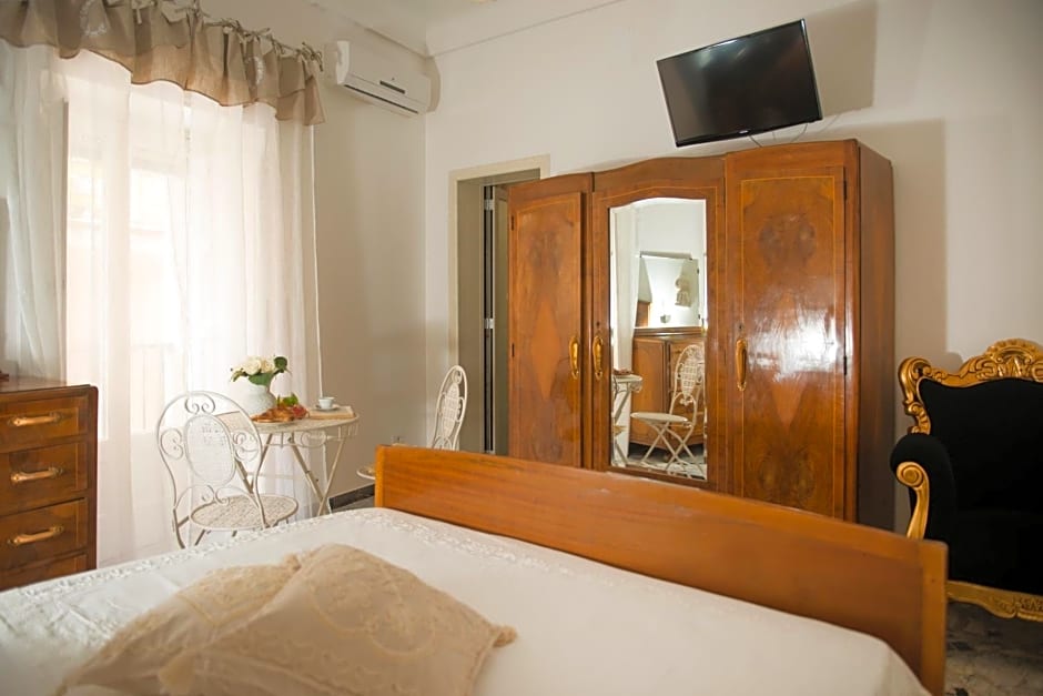 Dimora Cappuccini Guest House