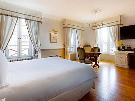 Privilege Suite
