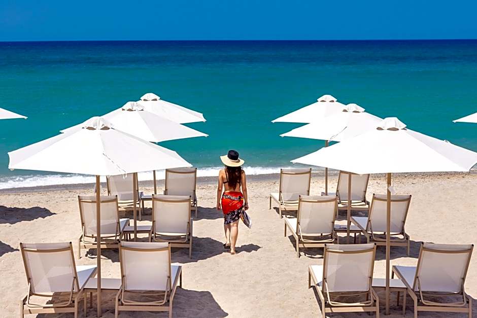 Calla Luxury Seafront Suites