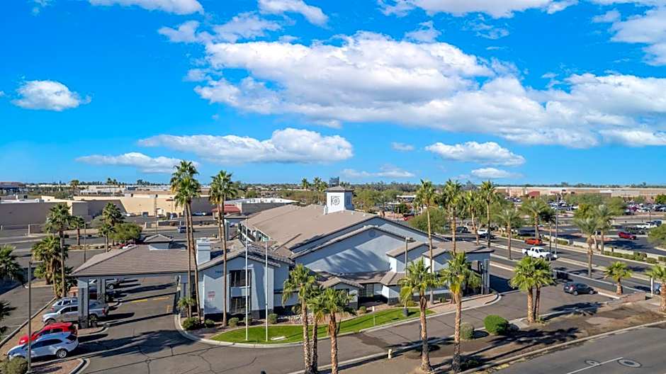 The Hotel Serene Glendale Peoria, Surestay Collection by BW