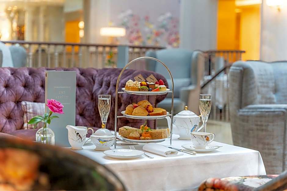 The College Green Dublin Hotel, Autograph Collection 