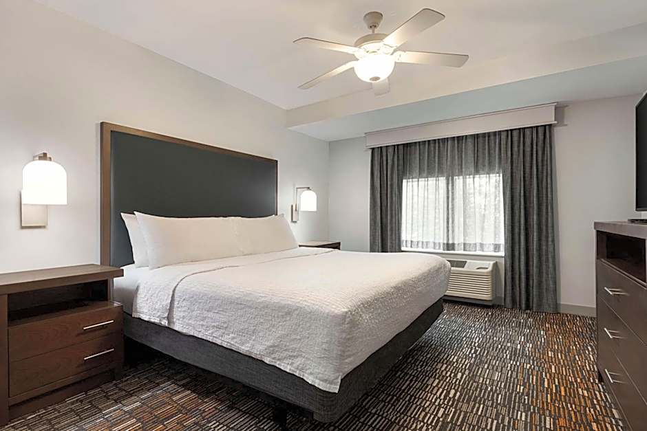 Homewood Suites By Hilton - Charlottesville