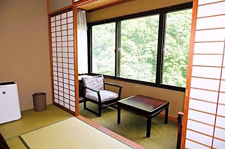Japanese-Style Quadruple Room