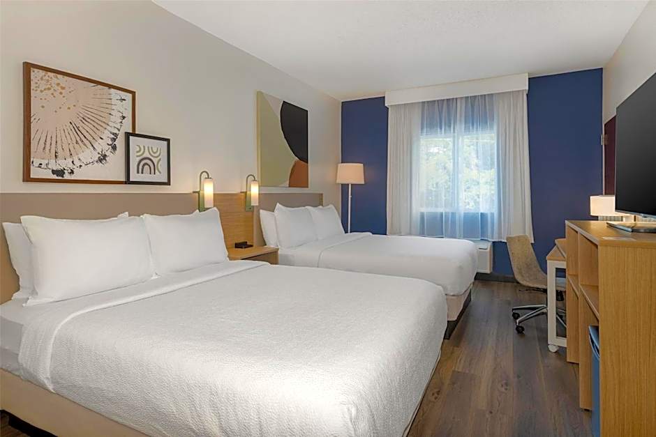 Spark by Hilton Wilmington Carolina Beach Rd