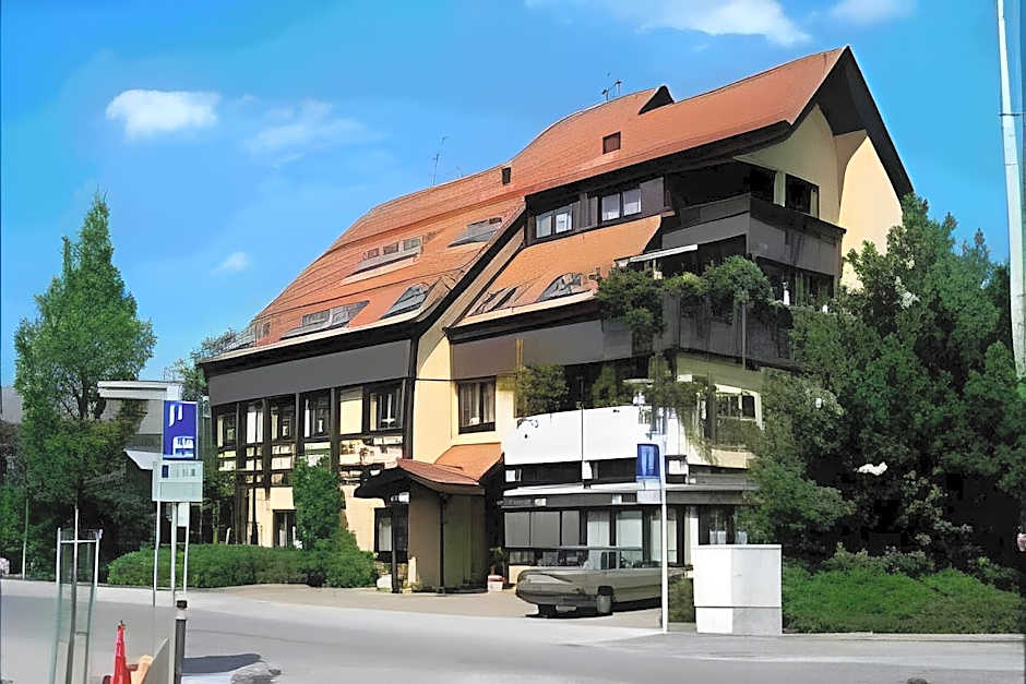 Garni Hotel Schumacher