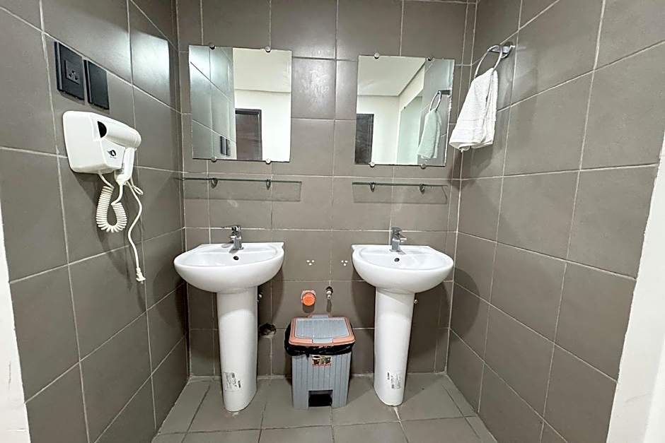 Belltower CSheLi Suites Bantay - Vigan