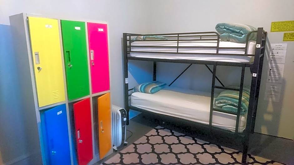 Backpackers Imperial Hotel