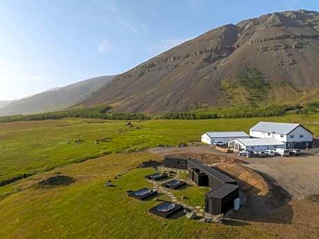 Glacier World - Hoffell Guesthouse