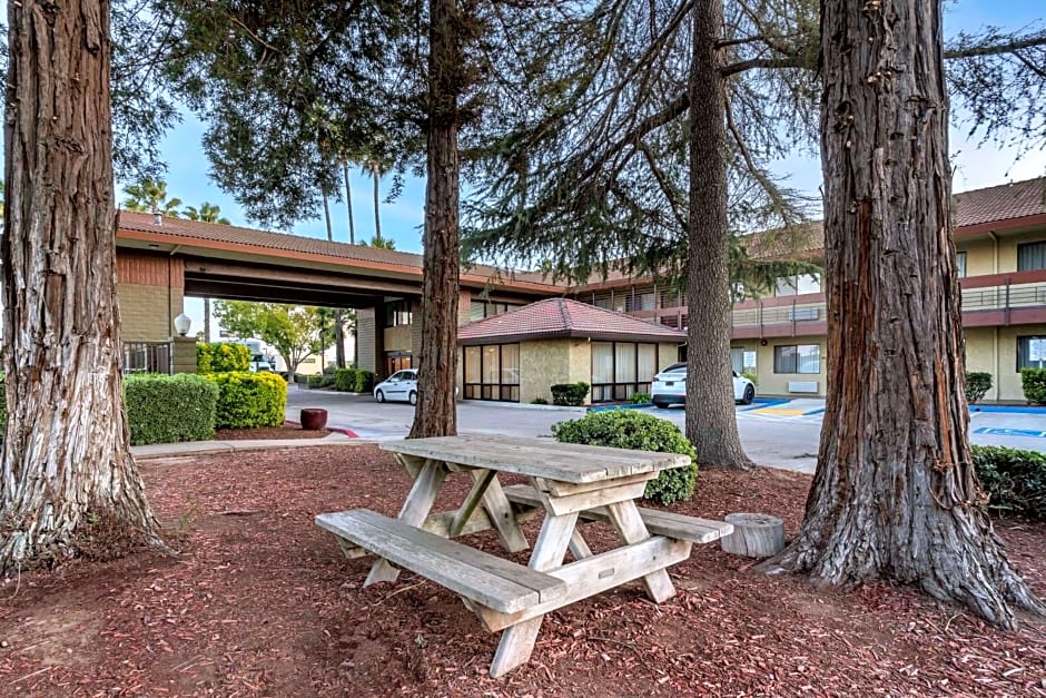 Best Western Orchard Inn