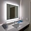 Holiday Inn Express & Suites Seattle South - Tukwila By IHG
