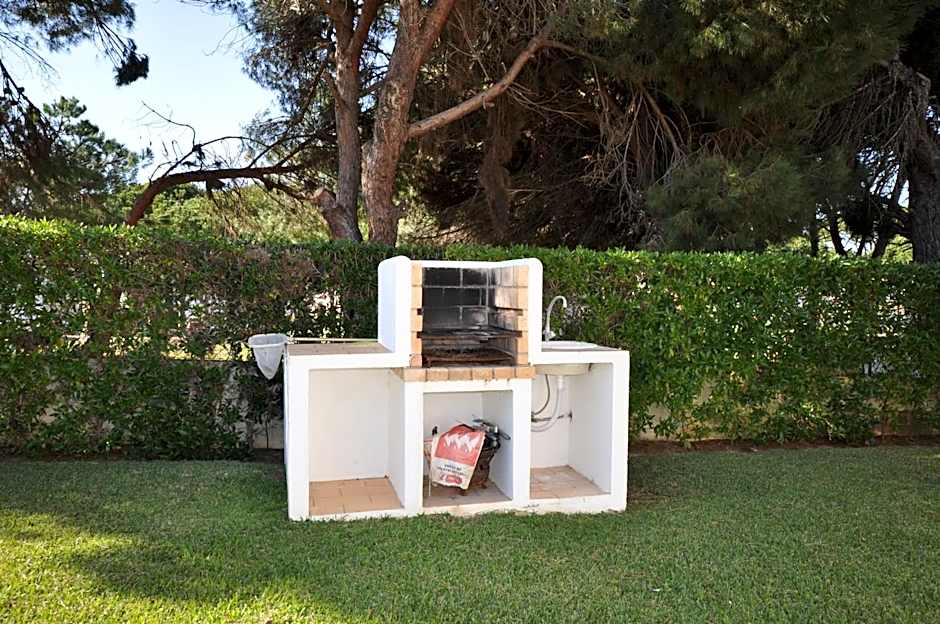 Charming Villa, Private Pool, Walking Distance to Centre, Free AC Wifi