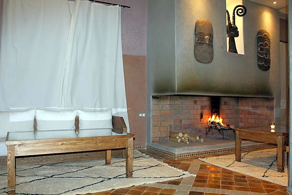 Bab Rimal - Desert Hotel in M'hamid El Ghizlane