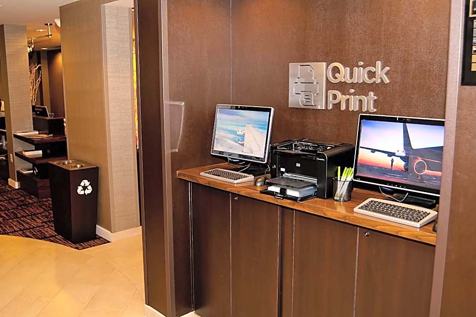 Courtyard by Marriott Cincinnati Airport