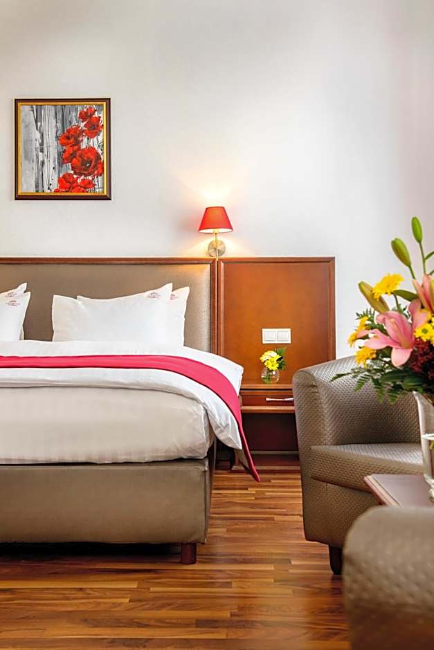 Greguar Hotel by UHM