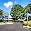 Travelodge by Wyndham College Park