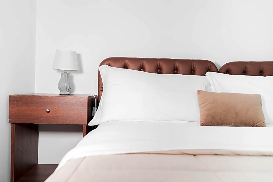 Kairos Hotel