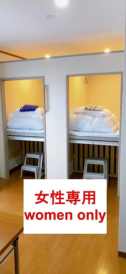 HOSTEL198
