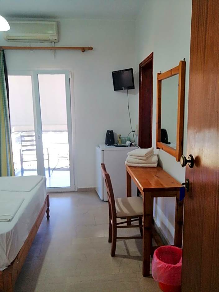 Jason Rooms & Studios