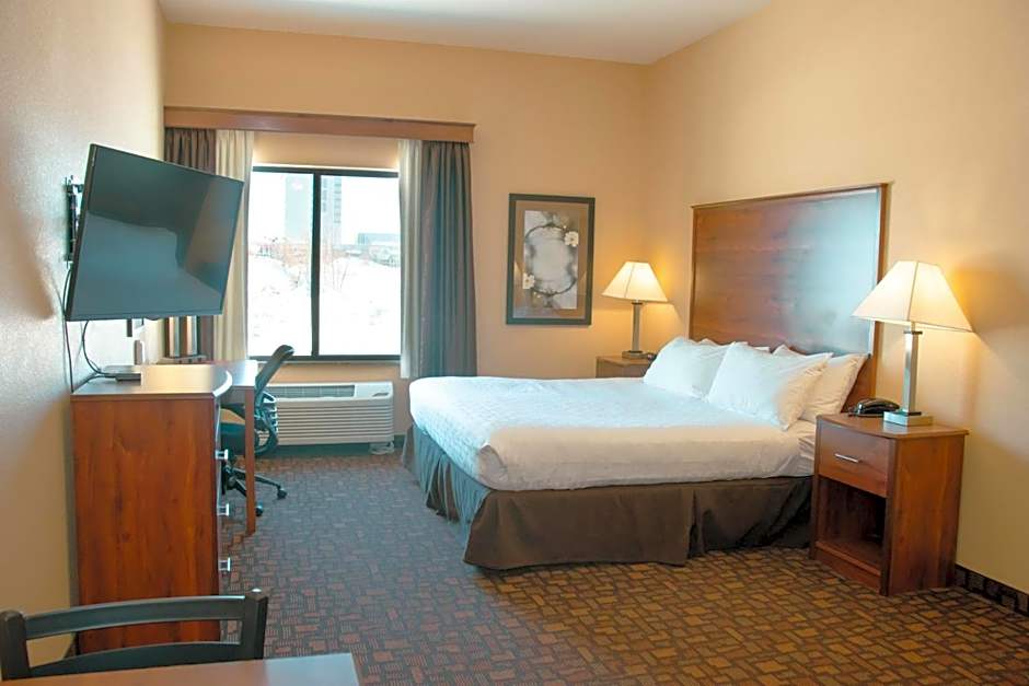 Grand Forks Lodge and Suites