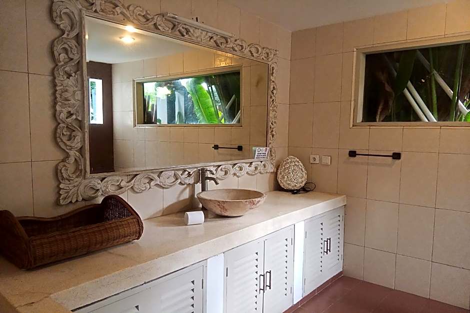 Bali Zen Villa Lotus Kerobokan