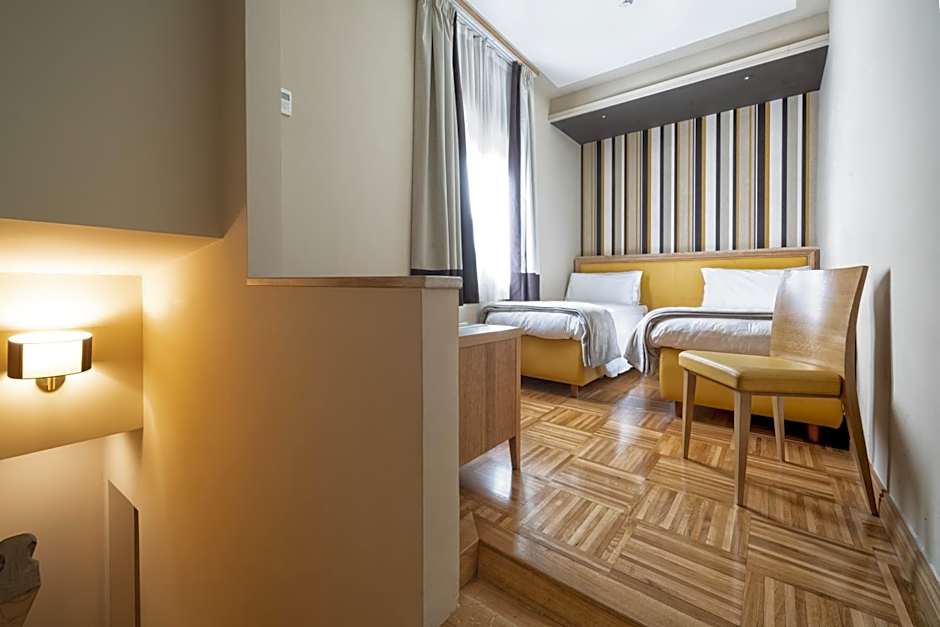 Solo Experience Hotel