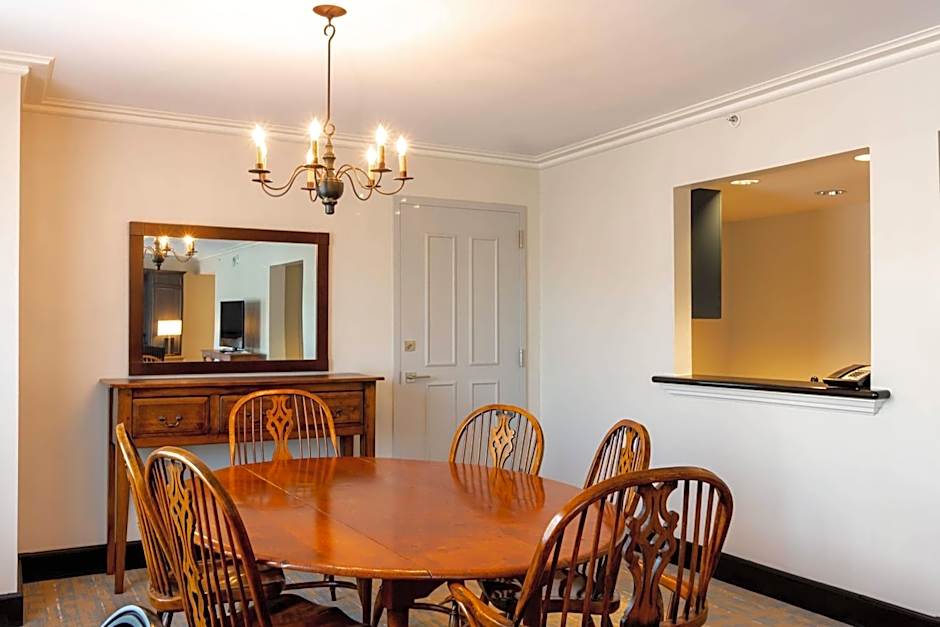 Williamsburg Lodge, Autograph Collection by Marriott