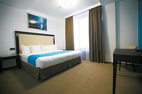 Superior Double Room with Pool Access Included