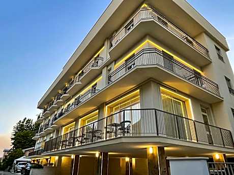 Santa Barbara hotel & apartments