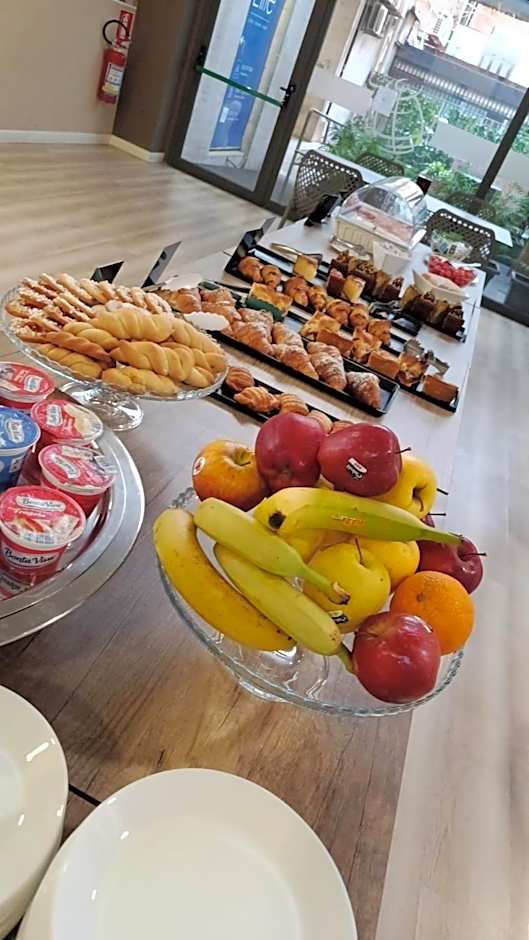 Hotel Elite Palermo Centro & Bistro'