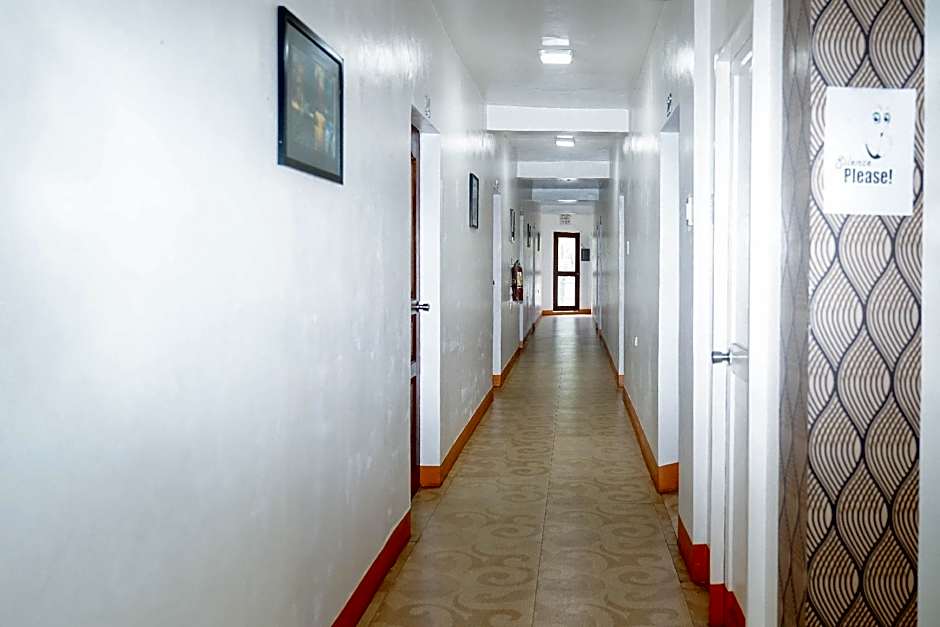 C Star Travellers Inn